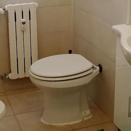 Kamchu Apartments: Viale Libia 게스트하우스 로마