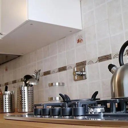 Kamchu Apartments: Viale Libia 게스트하우스 로마